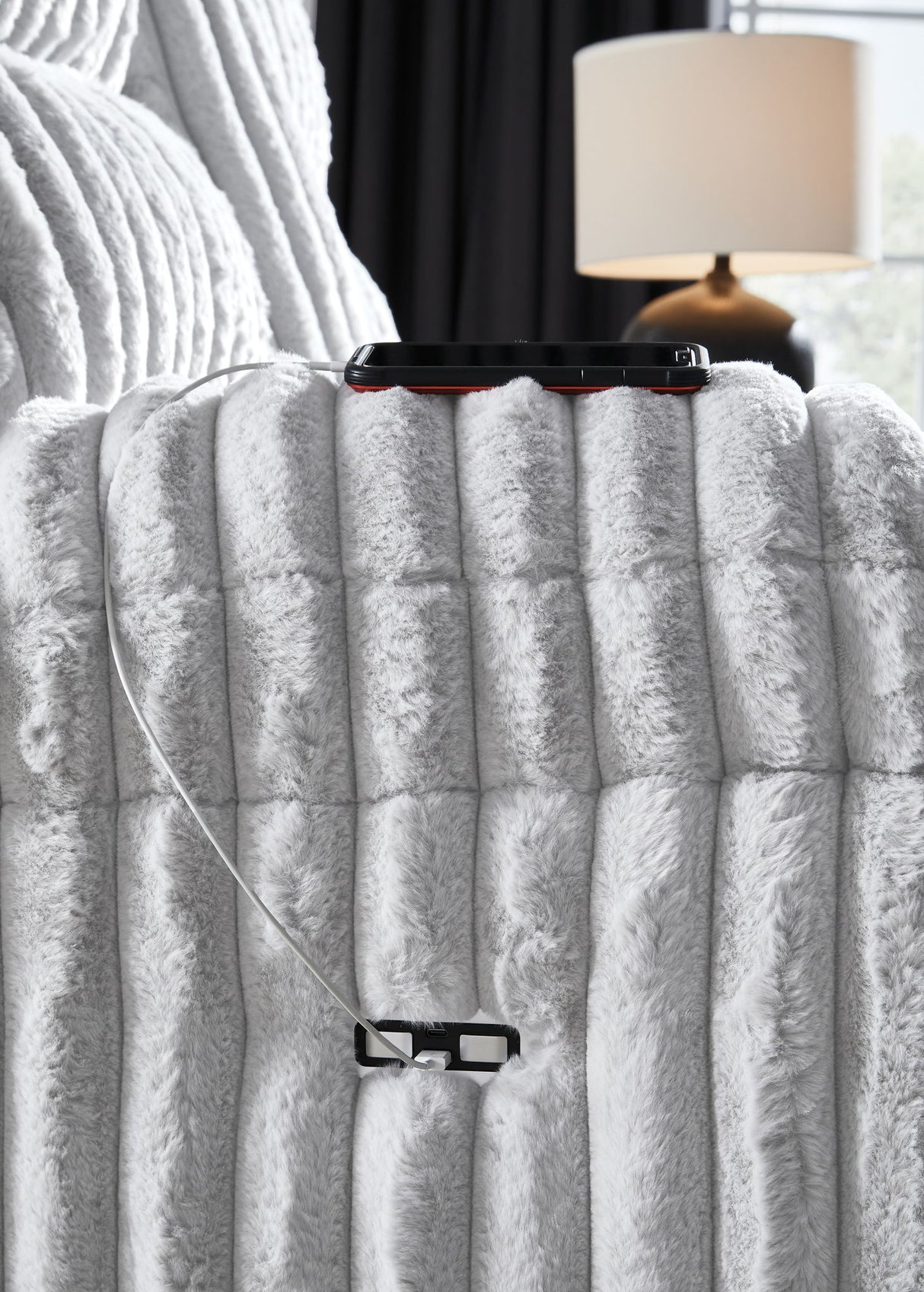 Rhines Falls - Double Reclining Power Loveseat With Console - Alloy