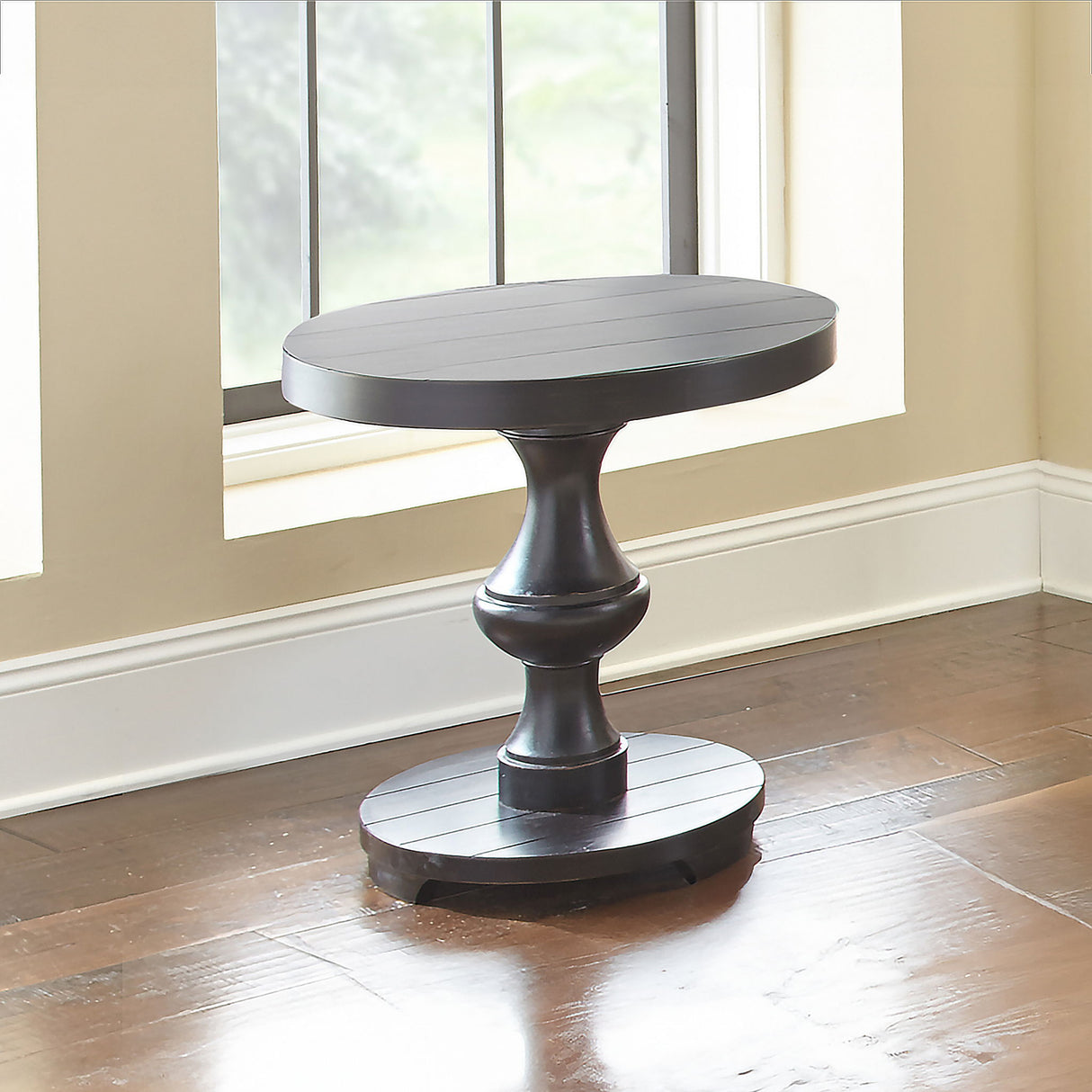 Dory - Round End Table - Ebony