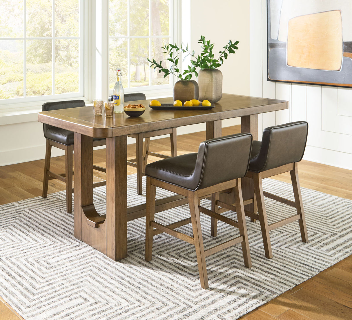 Cabalynn - Rectangular Dining Room Counter Table Set