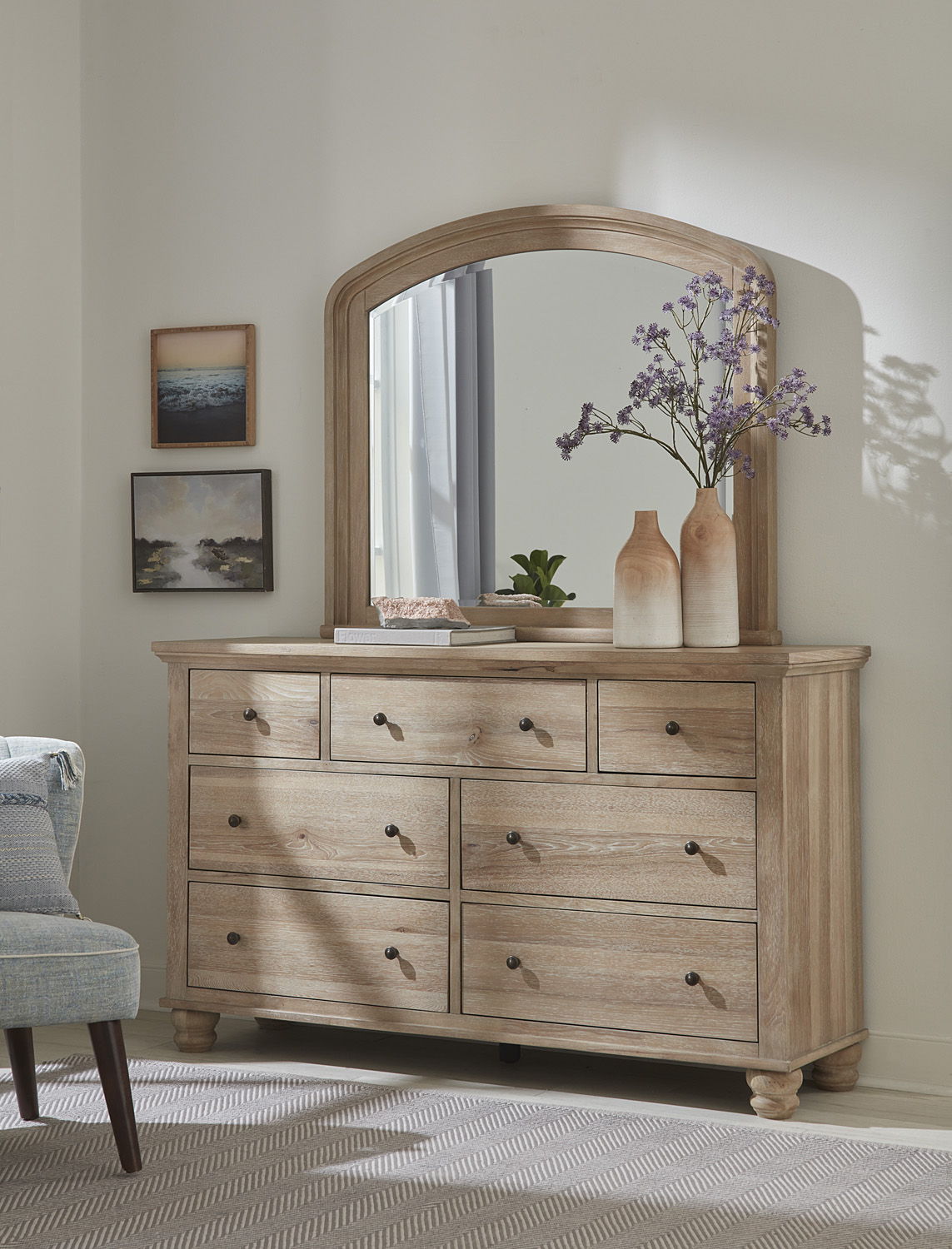 Cambridge - Dresser