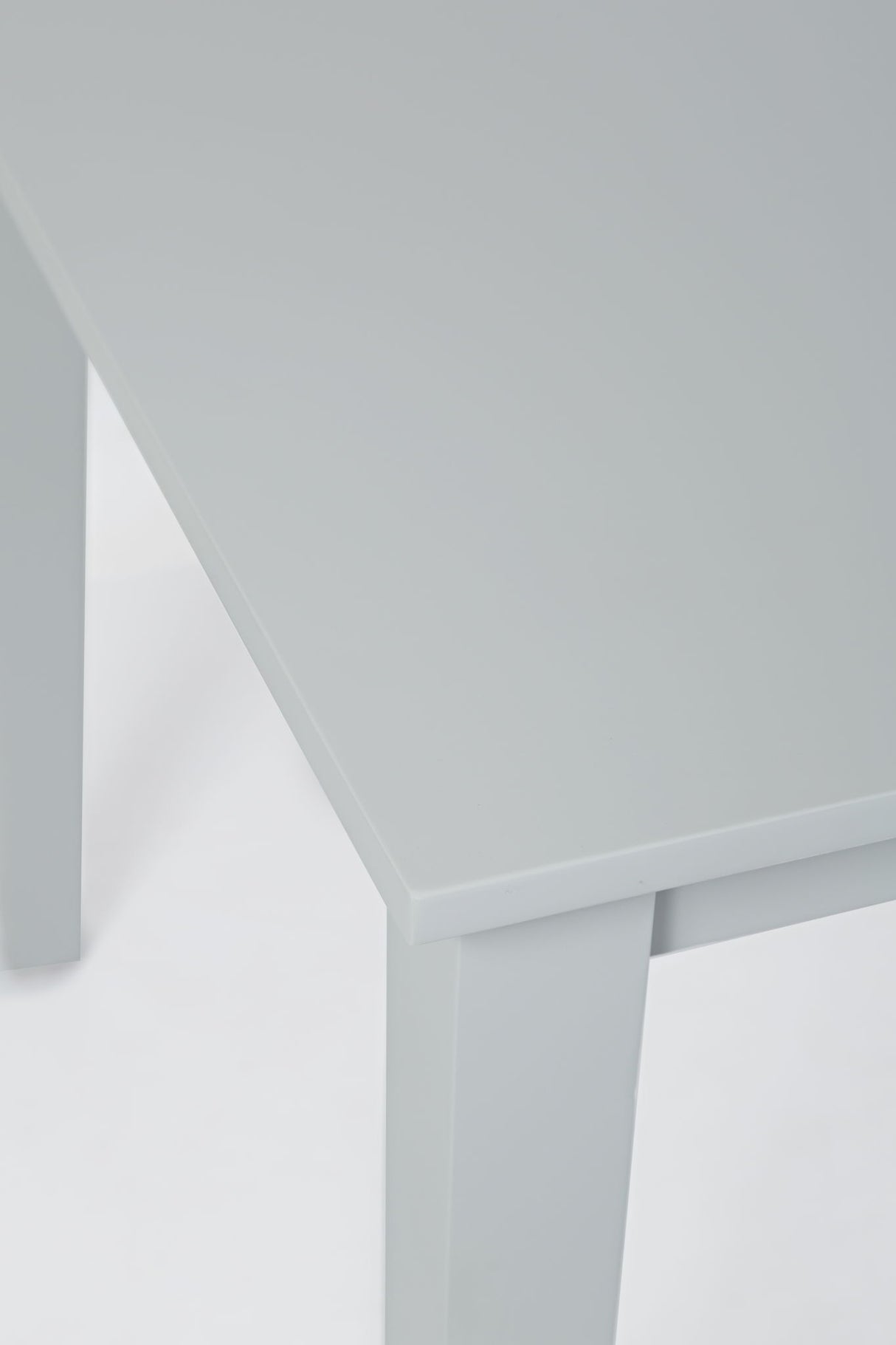 Simplicity - Dining Table