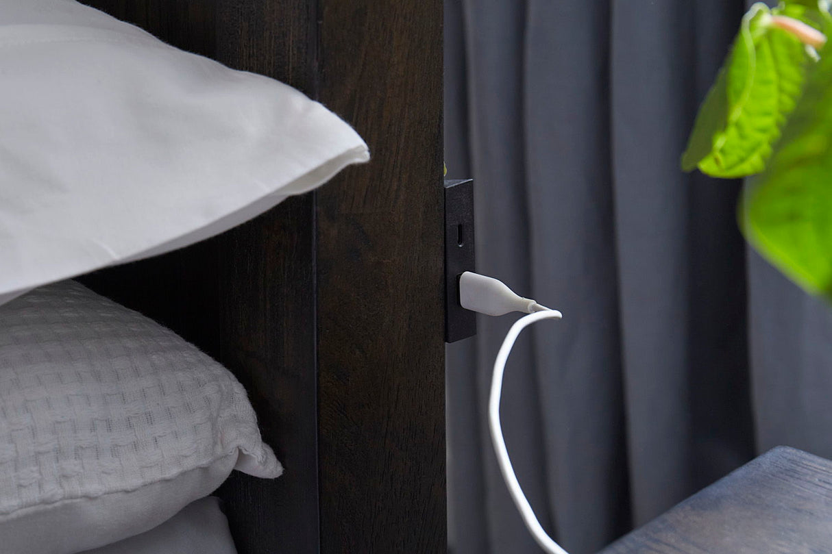 Queen Sleigh Bed
