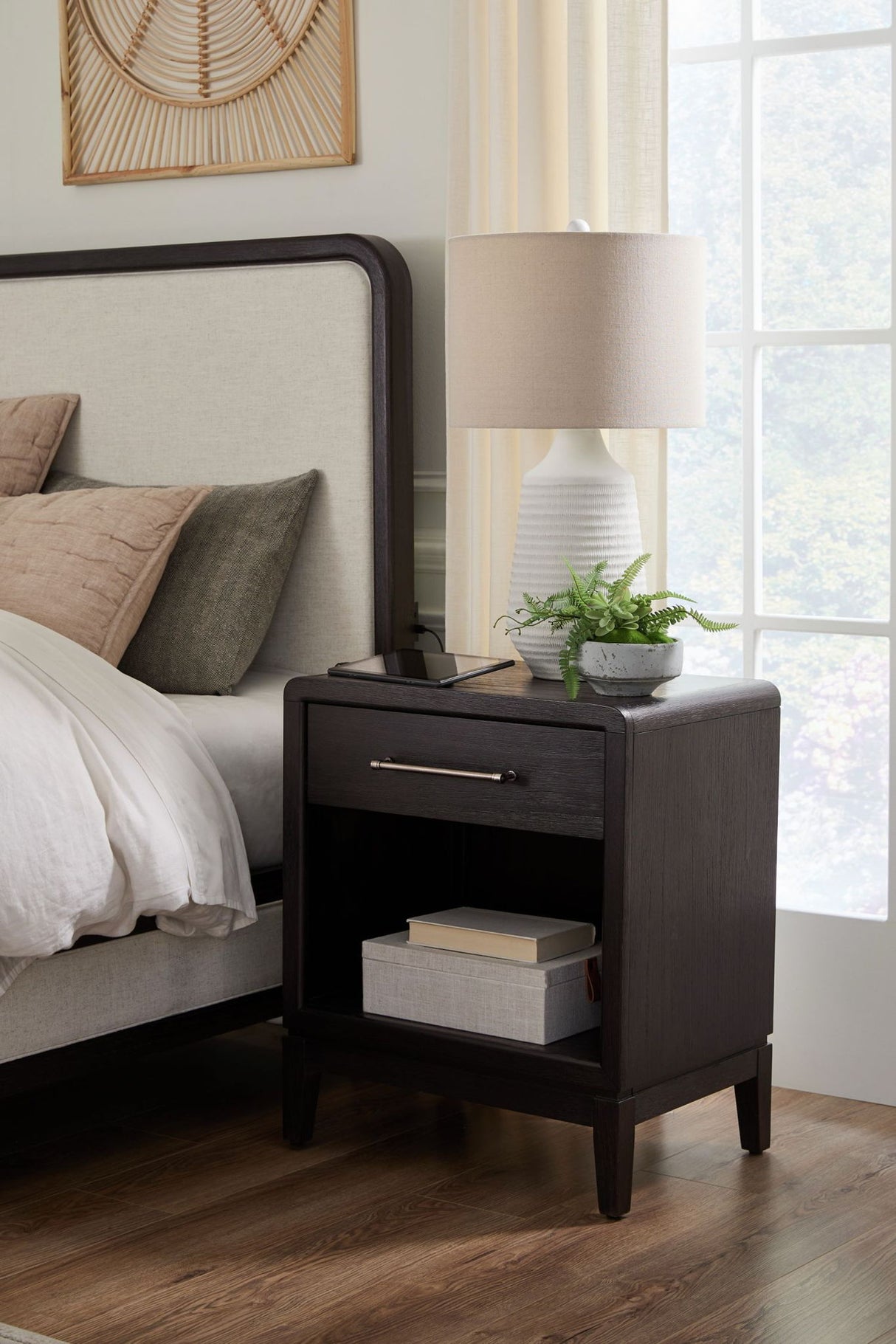 1 Drawer Nightstand