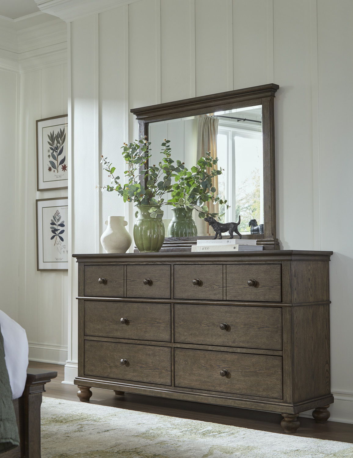 Dresser