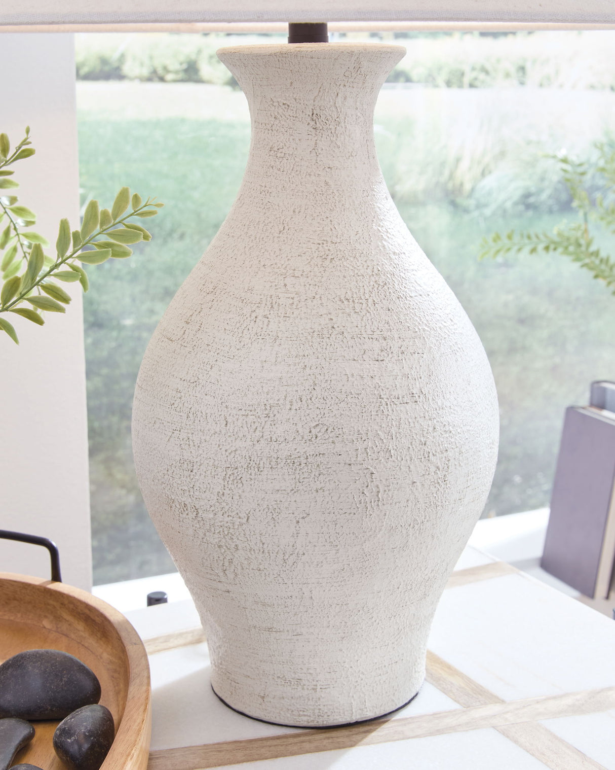 Ashbend - Ceramic Table Lamp - Antique White