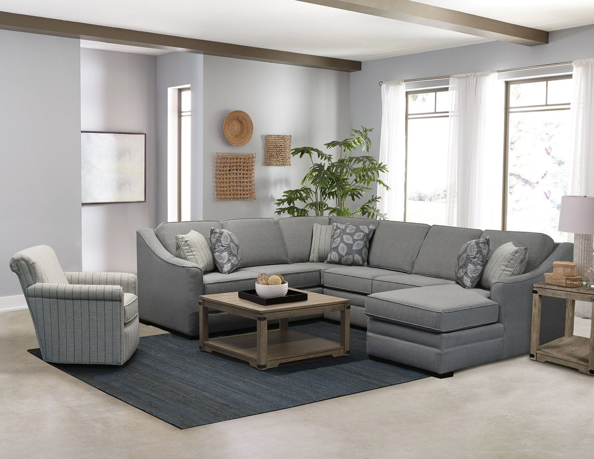 Thomas - 4T00 - Sectional