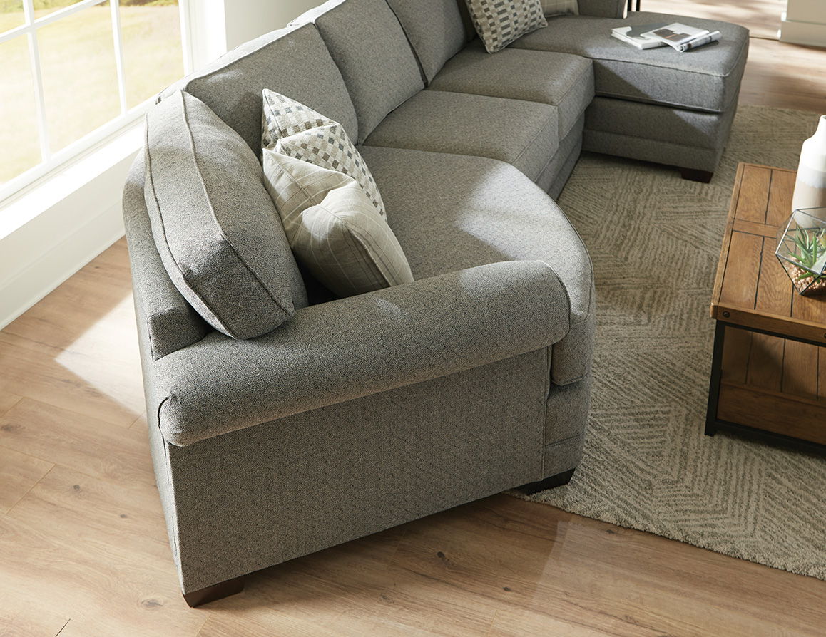 Brantley - 5630 - Sectional