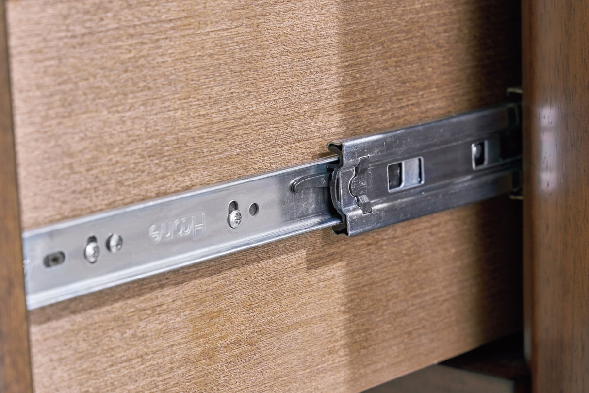 Lyncott - Five Drawer Chest - Brown