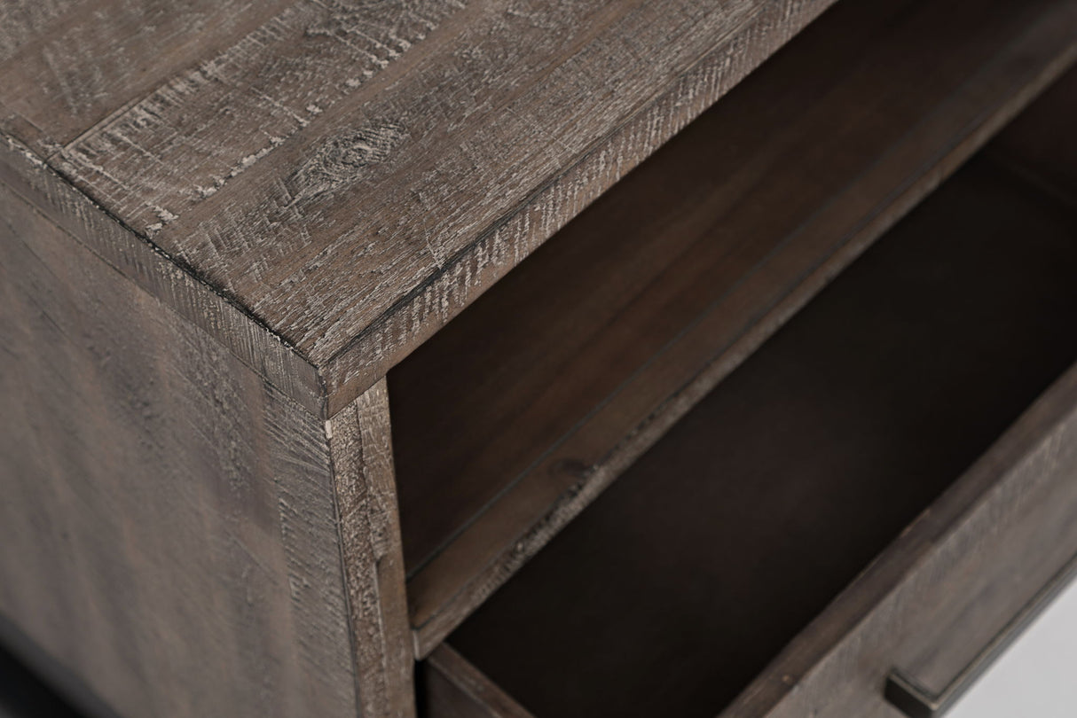 East Hampton - Table