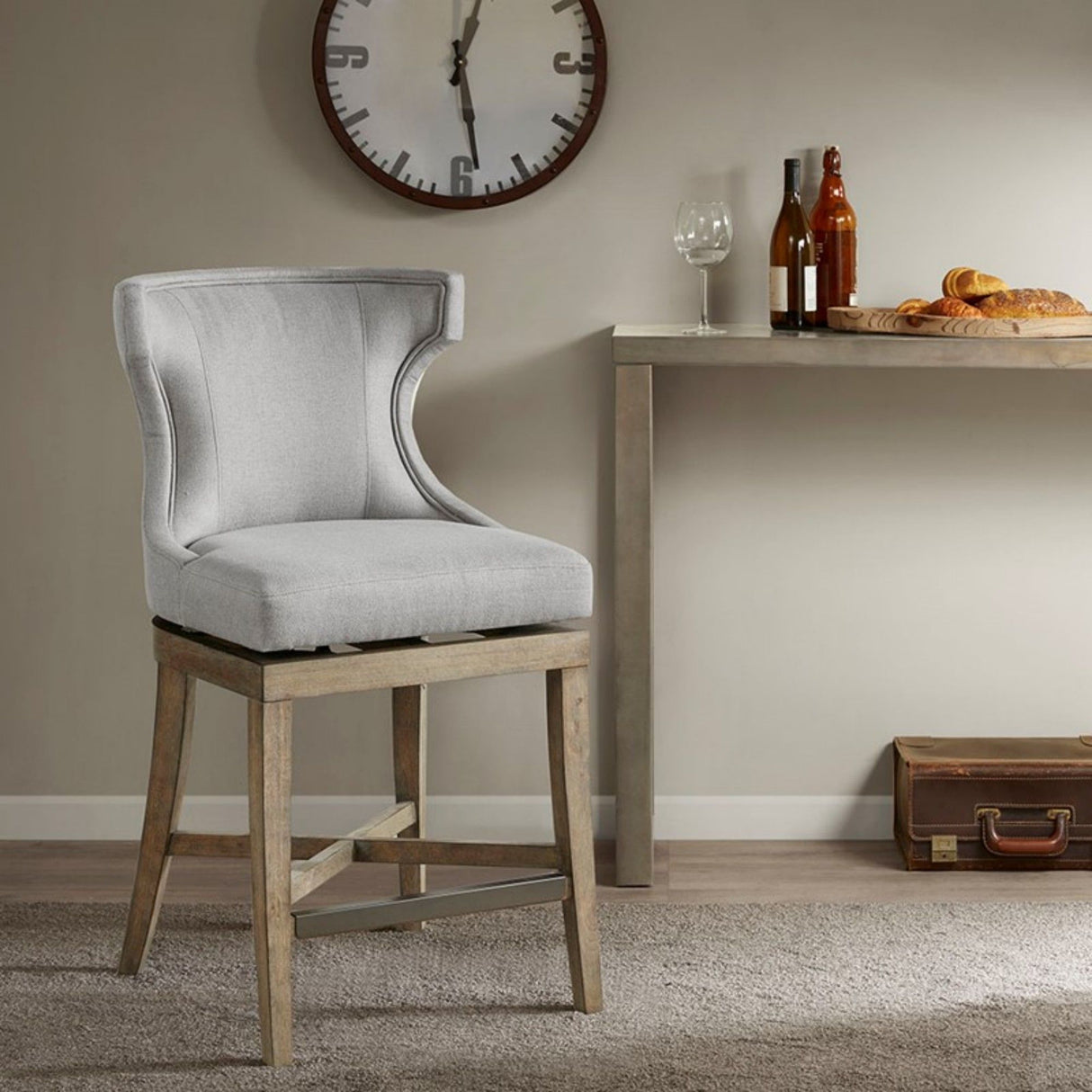 Carson - Counter Stool With Swivel Seat