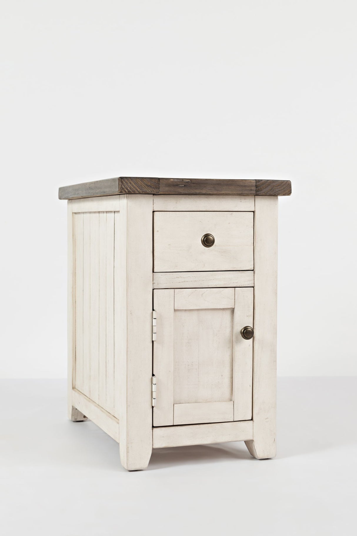 Madison County - Chairside Table
