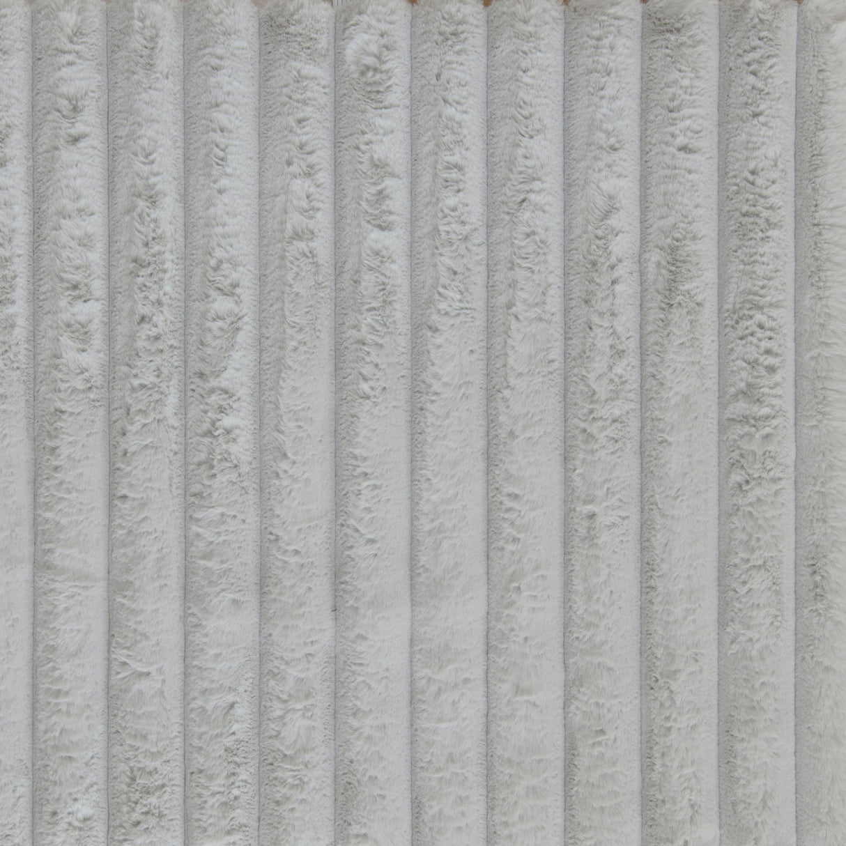 Titan - Sectional With Comfort Coil Seating, Cocktail Ottoman And Accent Pillows Included