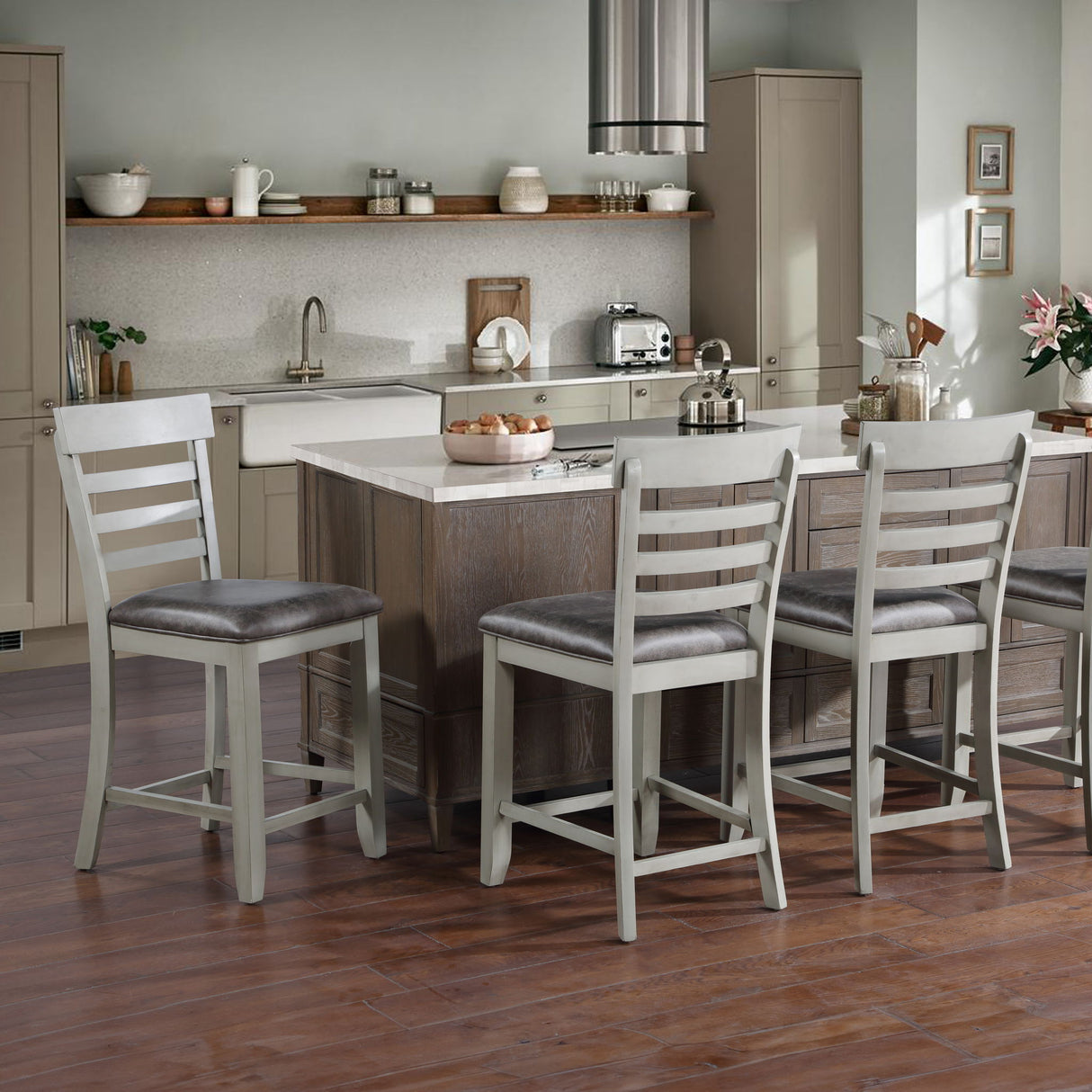 Hyland - Counter Height Chair (Set of 2)