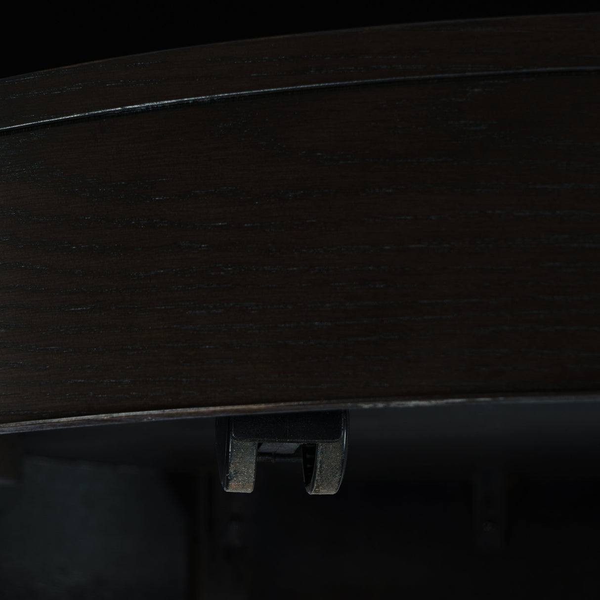 Brix Round Cocktail Table w/Casters - Espresso