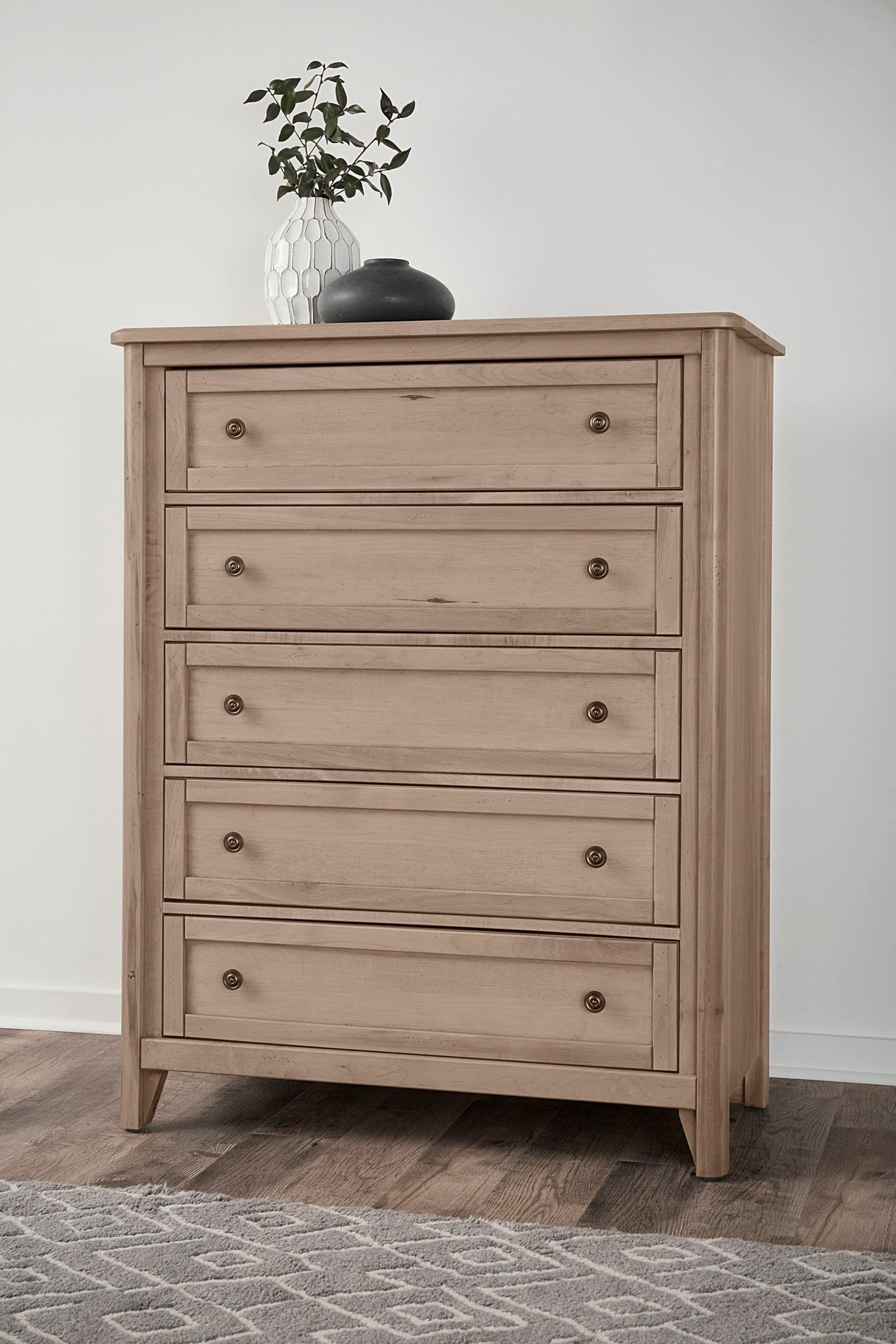 Woodbridge - 5 Drawer Chest - Clear Maple