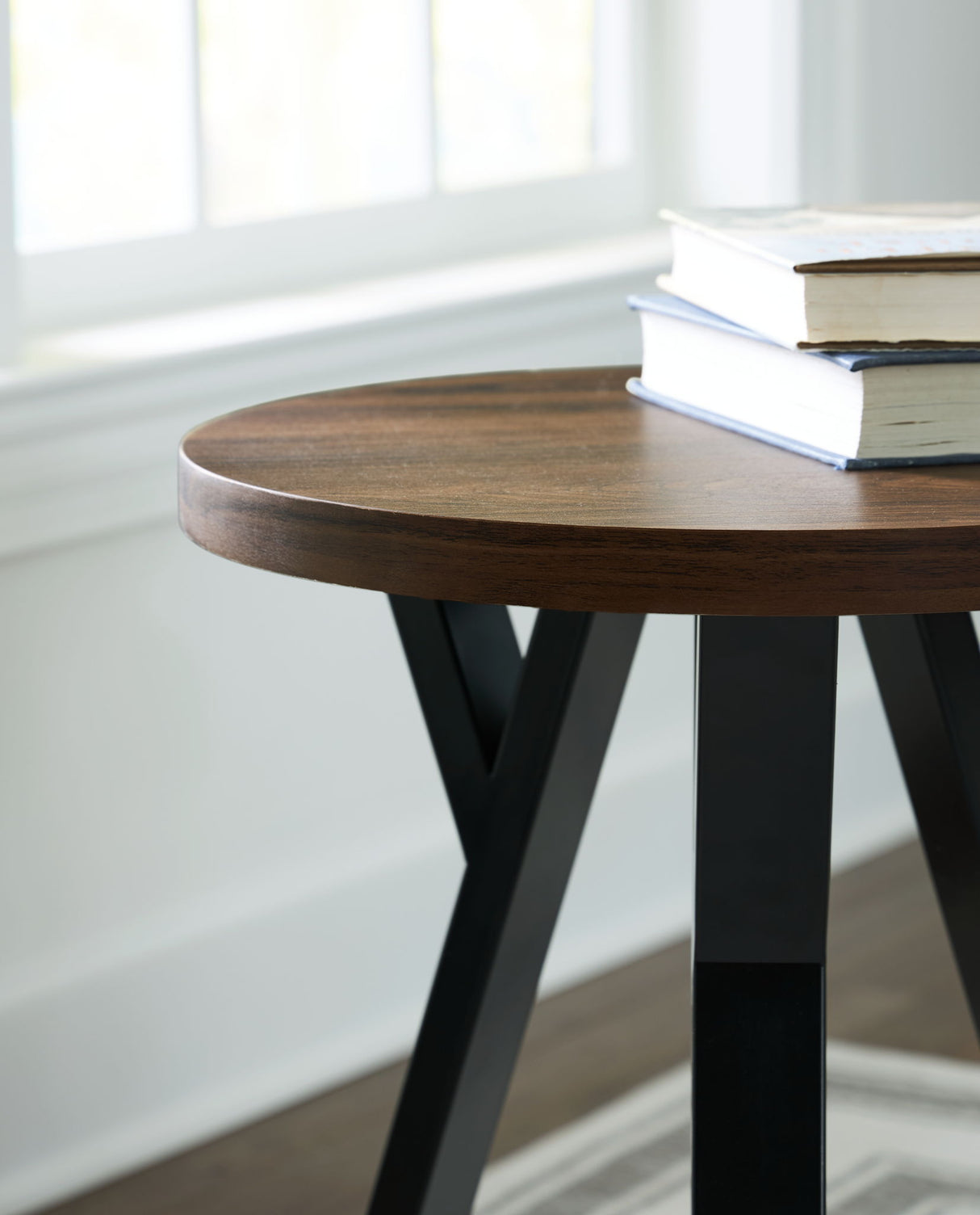 Elbrynn - Occasional Table Set (Set of 3) - Brown / Black