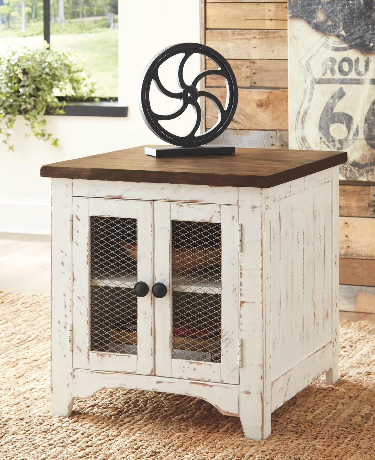 Wystfield - Rectangular End Table - 2 Doors - White / Brown