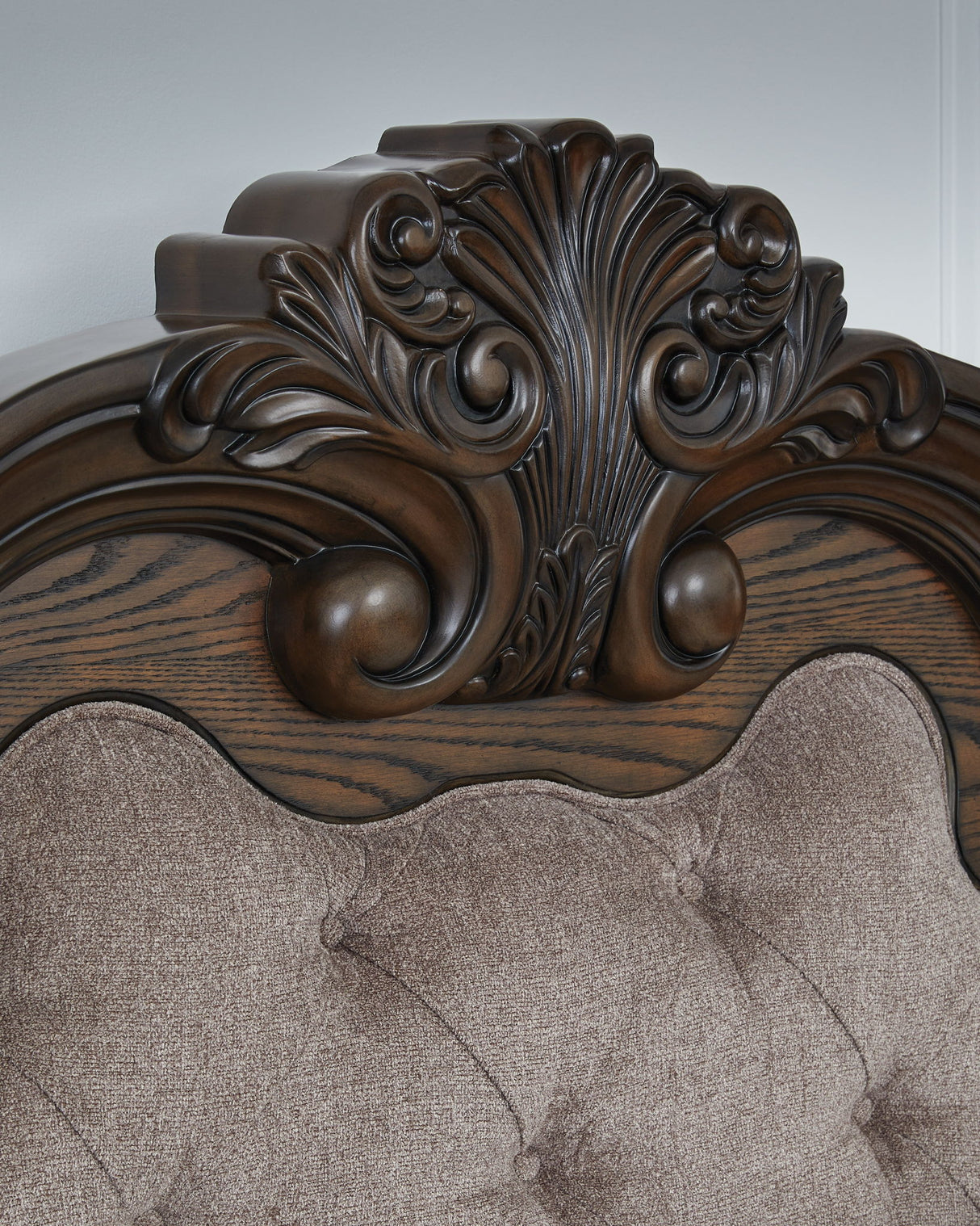 Maylee - Upholstered Bed