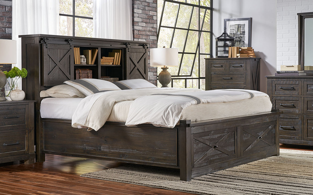 Sun Valley Storage Bed with Footboard Bench