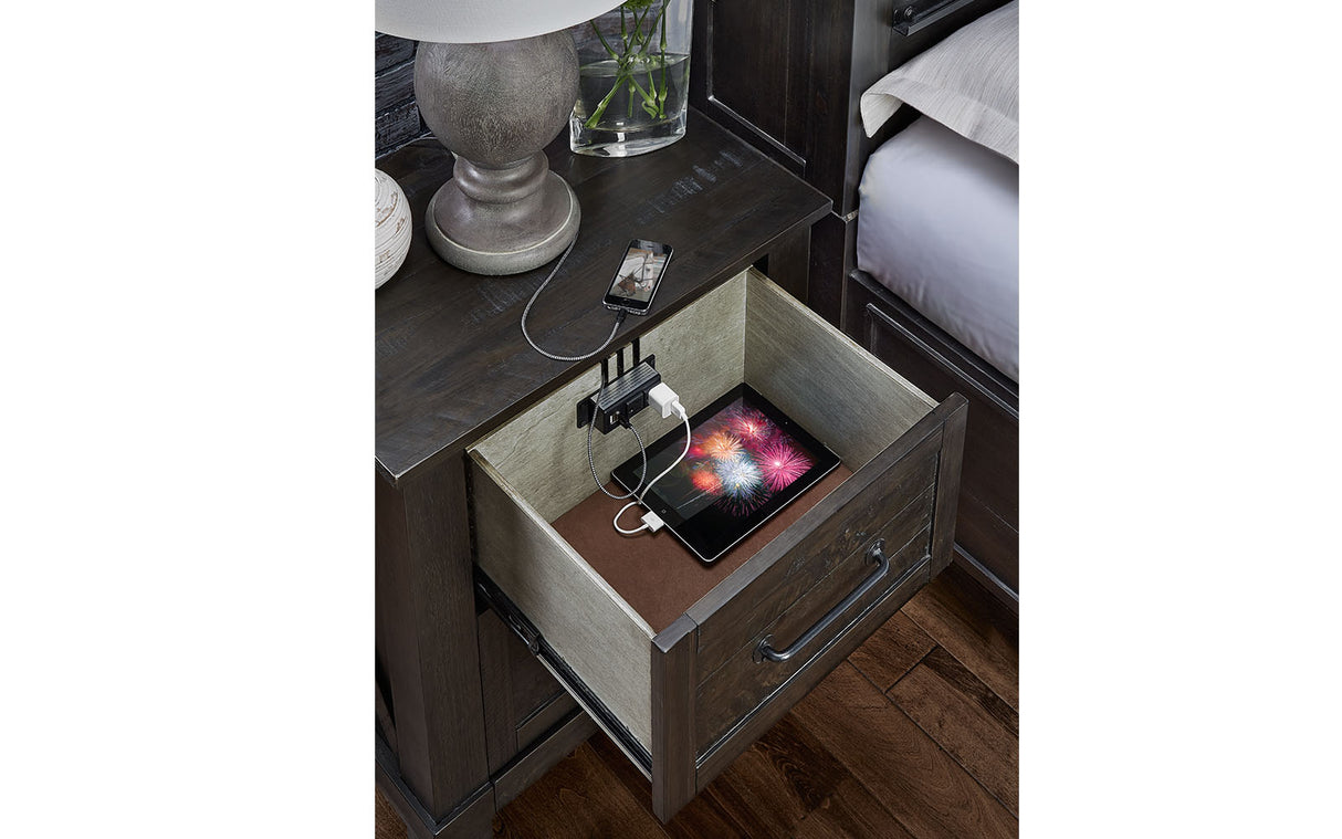 Sun Valley Nightstand with RS USB