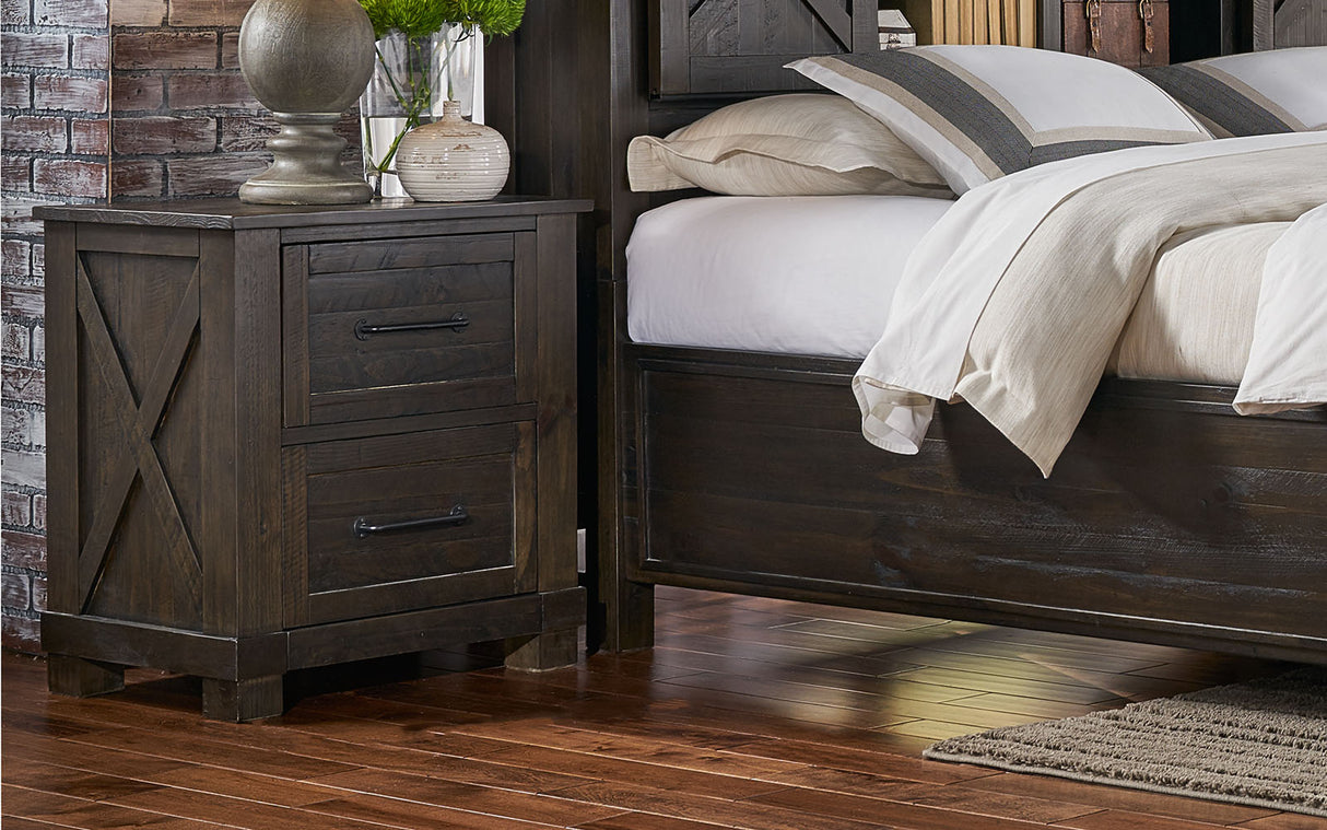 Sun Valley Nightstand with RS USB