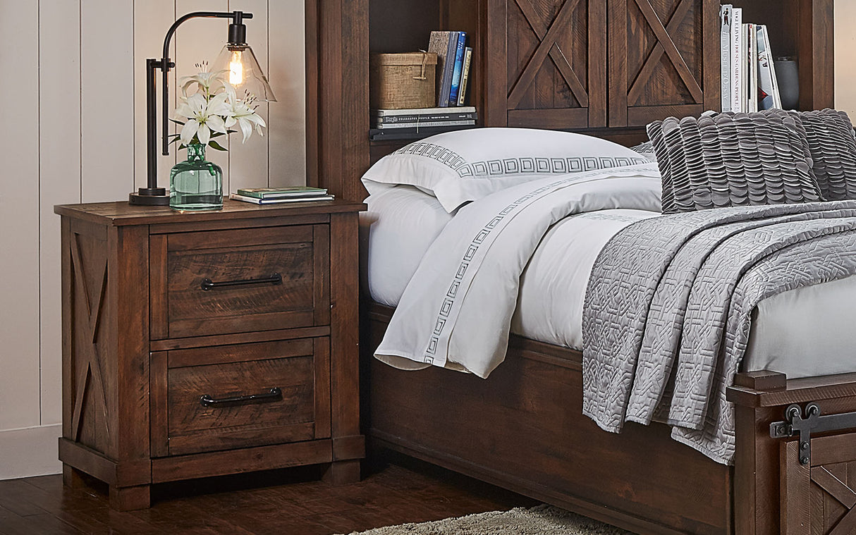 Sun Valley Nightstand with RS USB