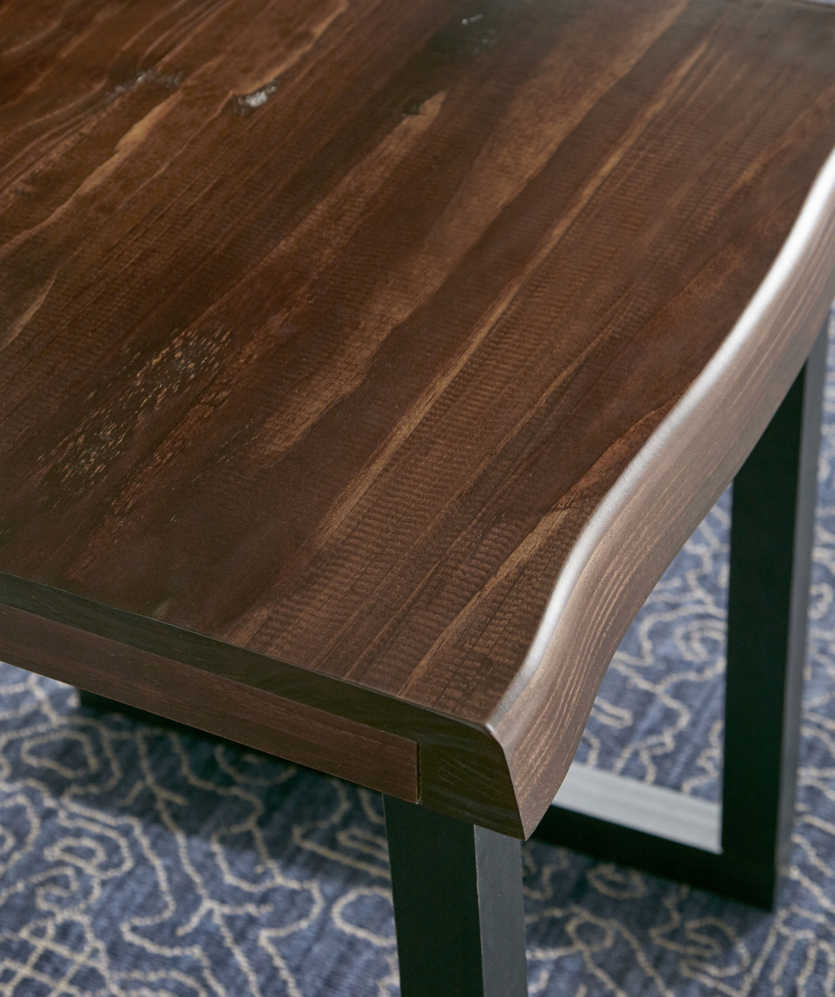 Jennings - Live Edge Cocktail - Brown