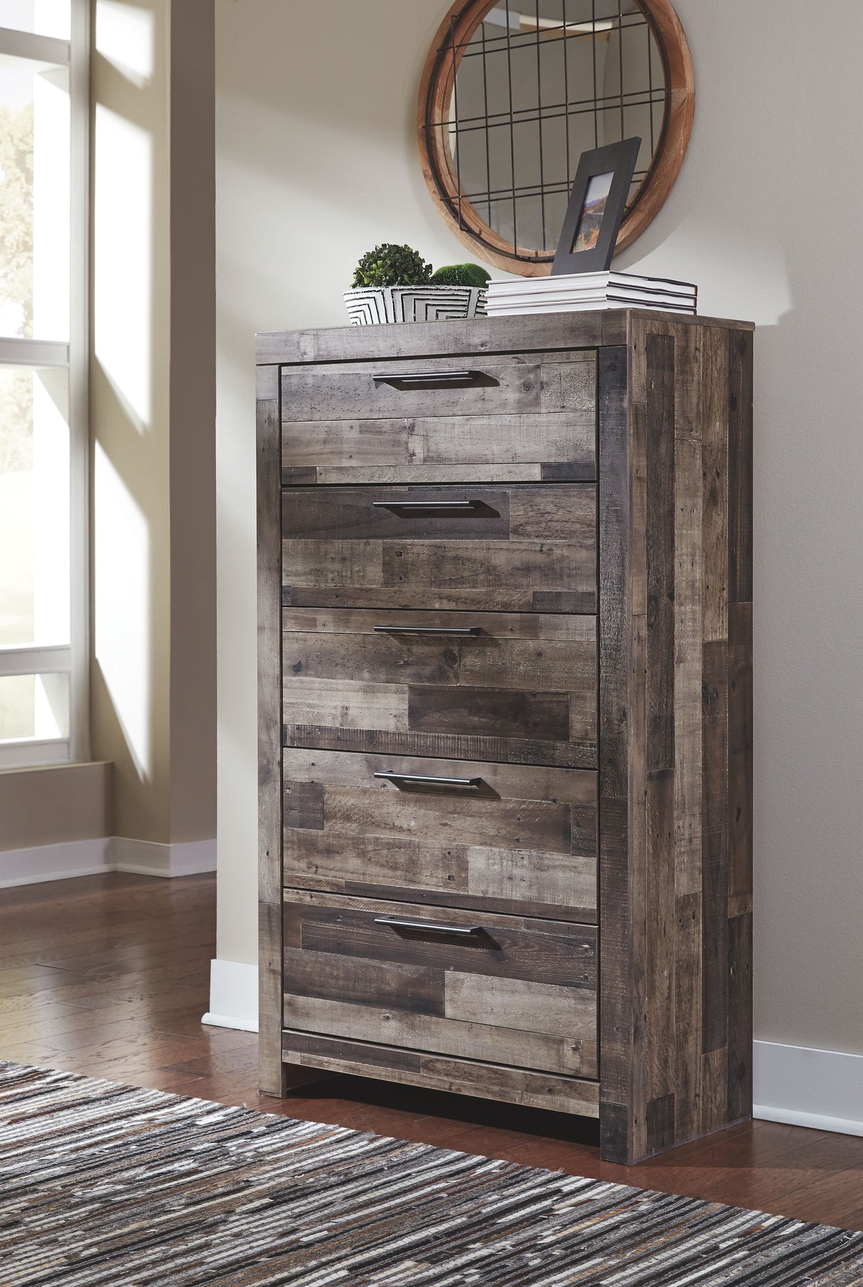 Derekson - Five Drawer Chest - Multi Gray
