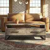 East Hampton - Table