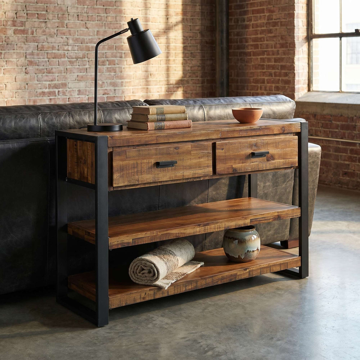 Loftworks - Table