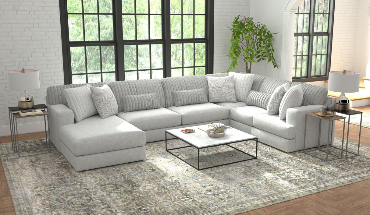 Logan - Sectional With Comfort Coil Seating And Included Accent Pillows