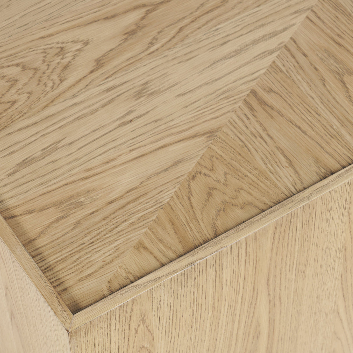 Laurel Cr. Block CT w/Casters Nat