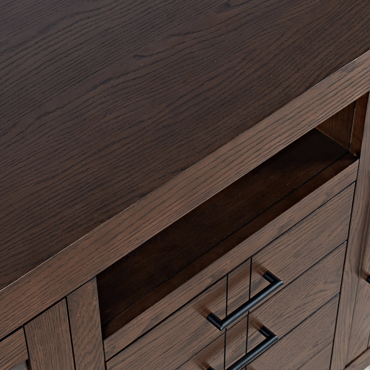 Auburn Hills Console