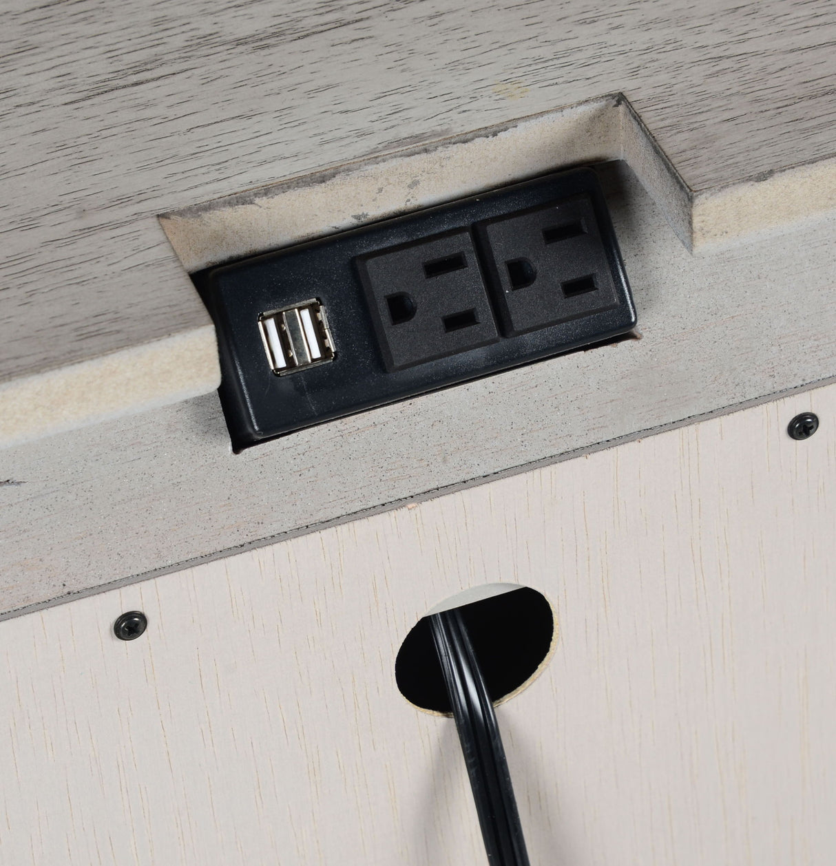 Highland - Accent Nightstand