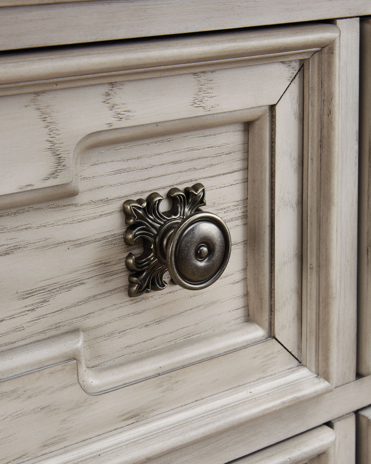 Bruchandi - Antique White - Three Drawer Night Stand