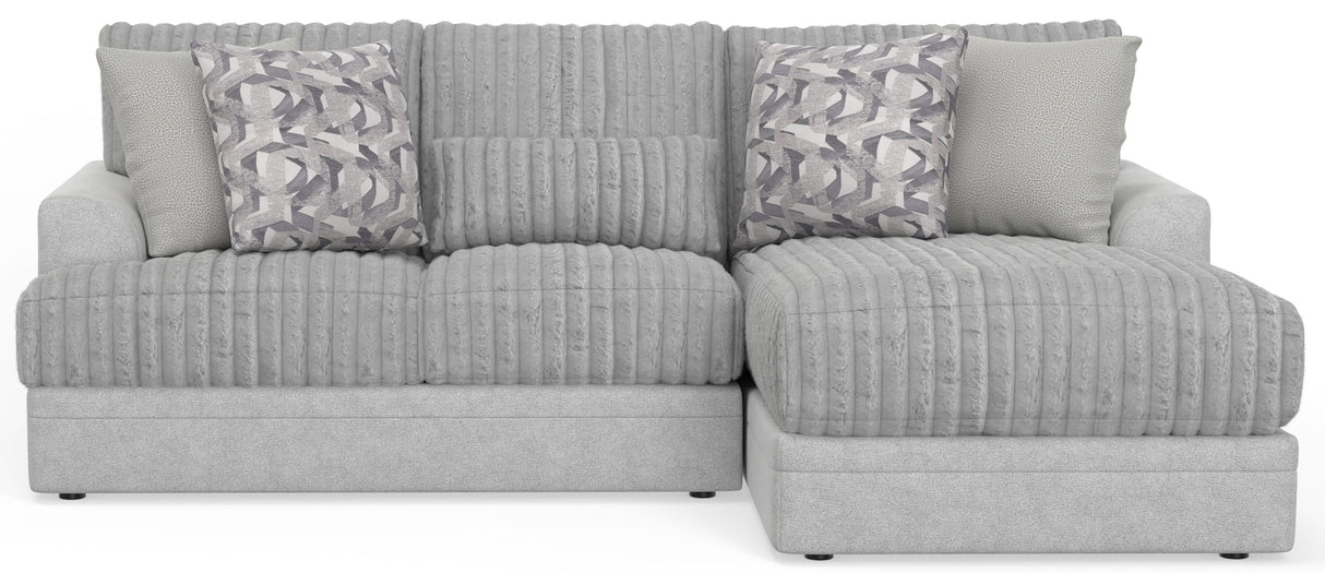 Titan - Sectional With Comfort Coil Seating And Accent Pillows