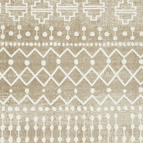 Bunchly - 5' x 7' Rug - Tan / Brown / Cream