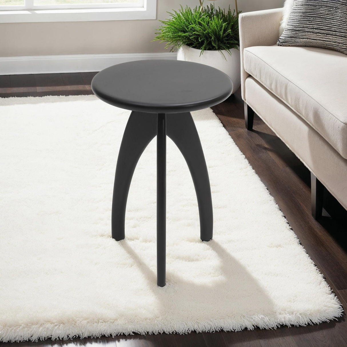 Aero Accent Table