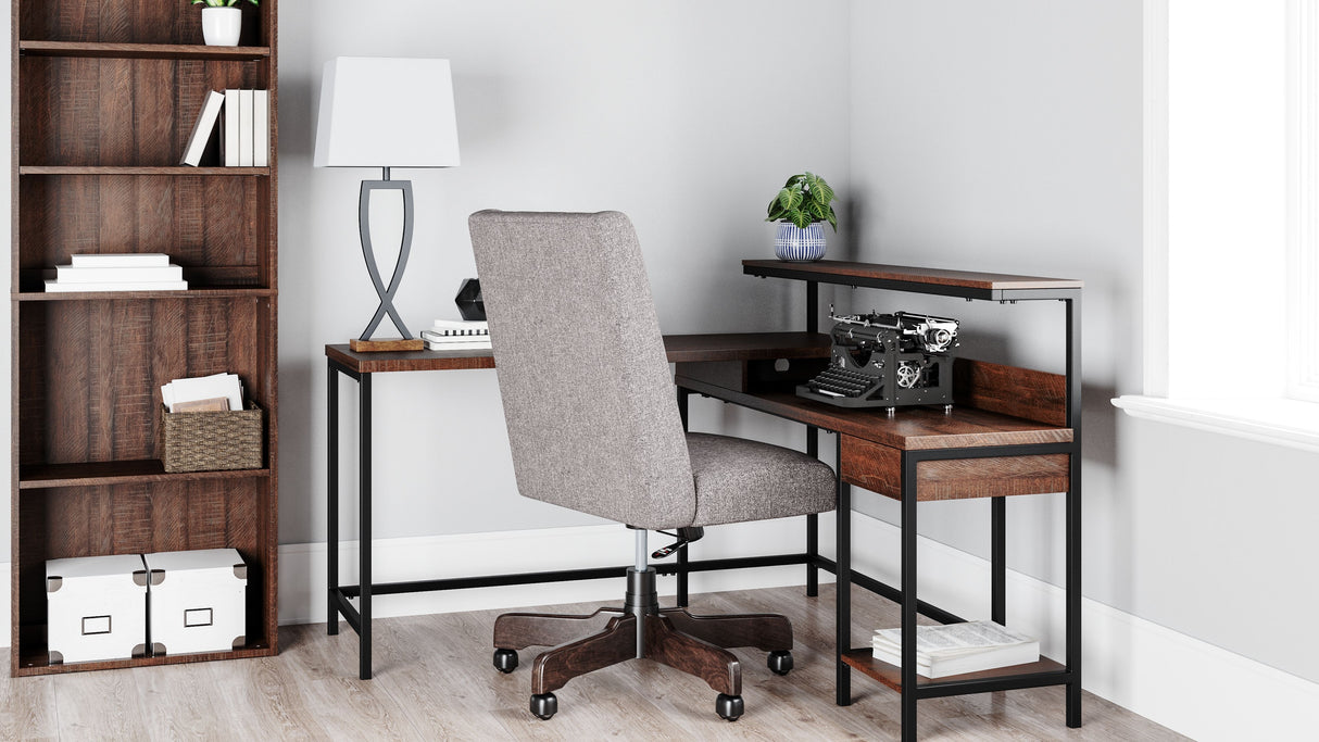 Camiburg - Warm Brown - L-Desk with Storage