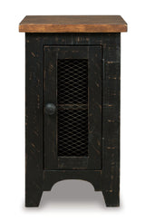 Valebeck - Chair Side End Table - Black / Brown
