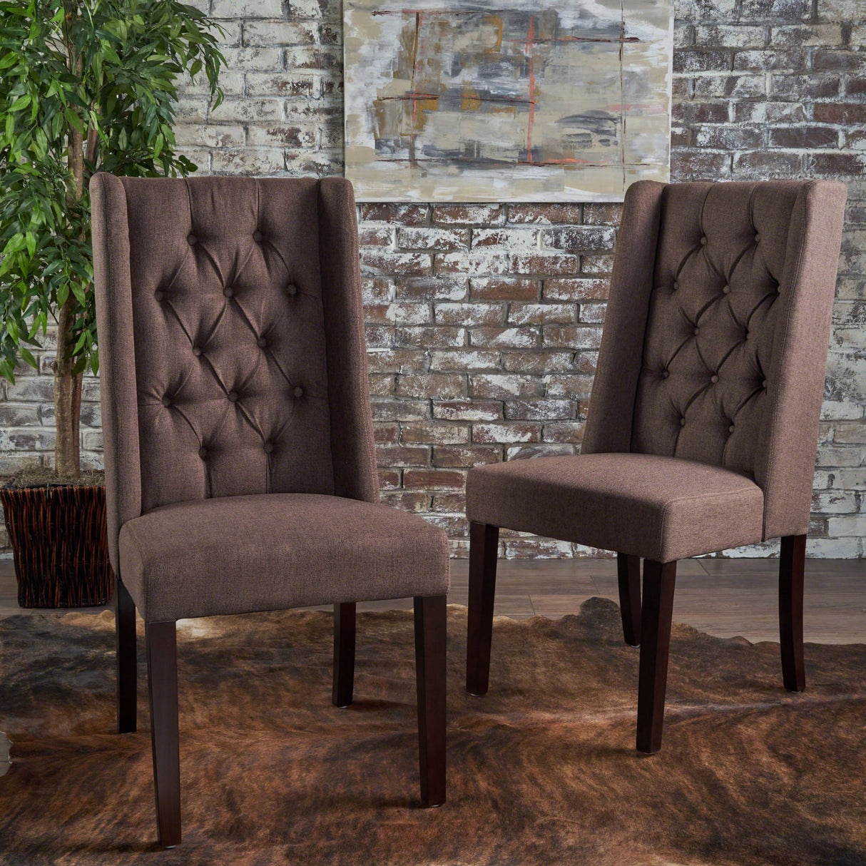 Sophisticated Tufted Dining Chair With High Back Design