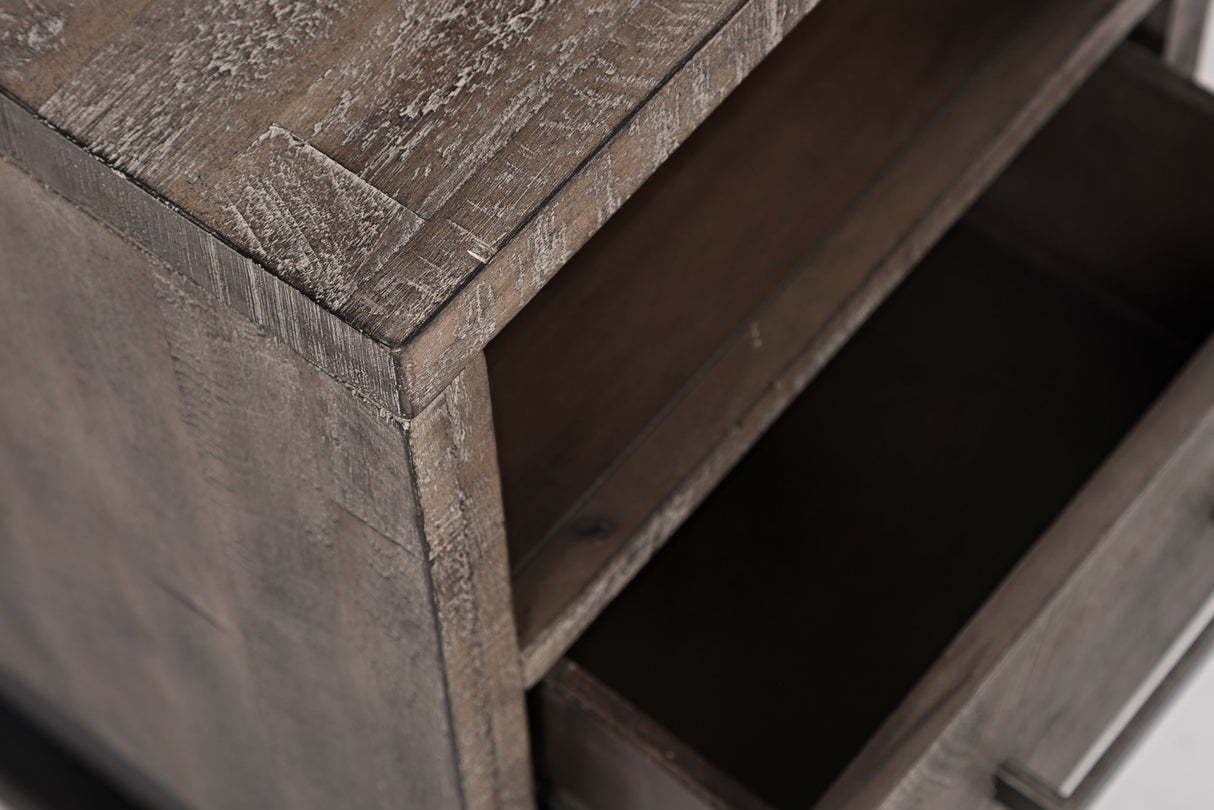 East Hampton - Table