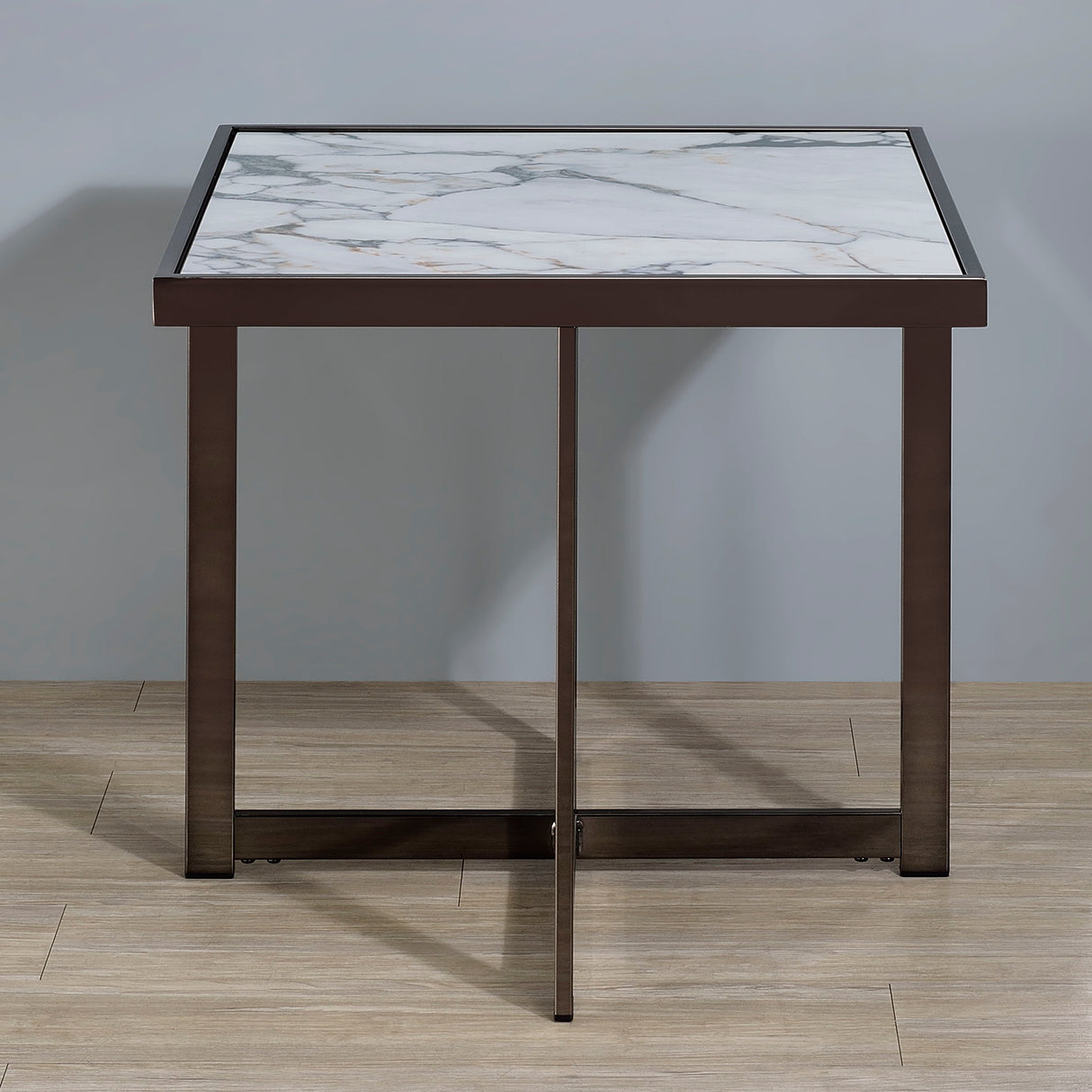 Kayley - Table