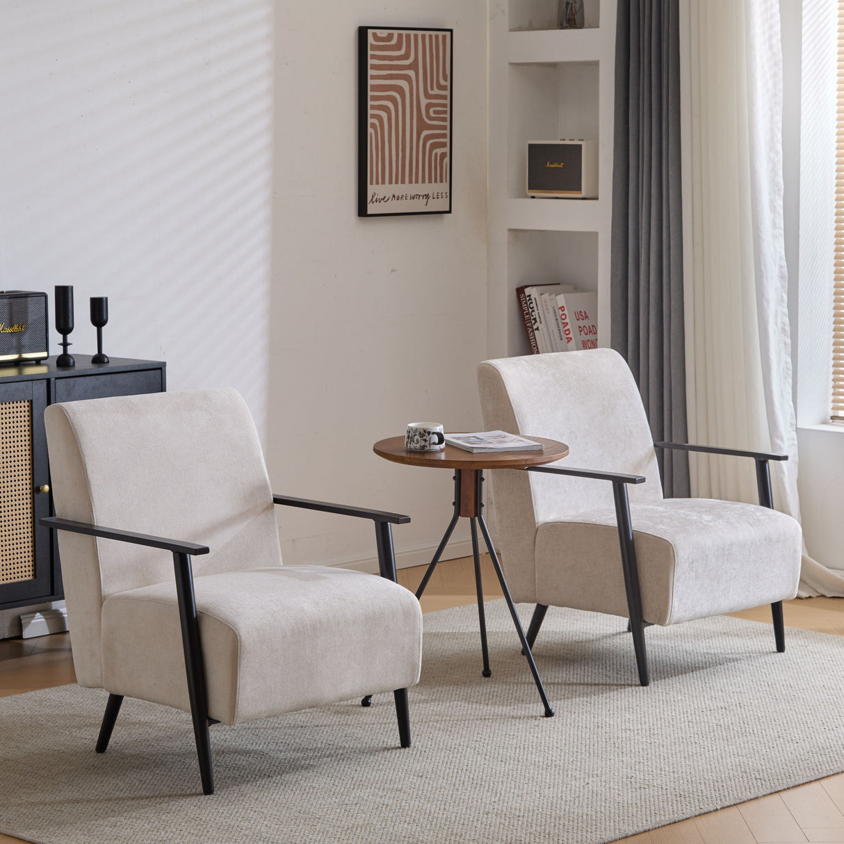 Modern Lounge Chair With Polyester Upholstery