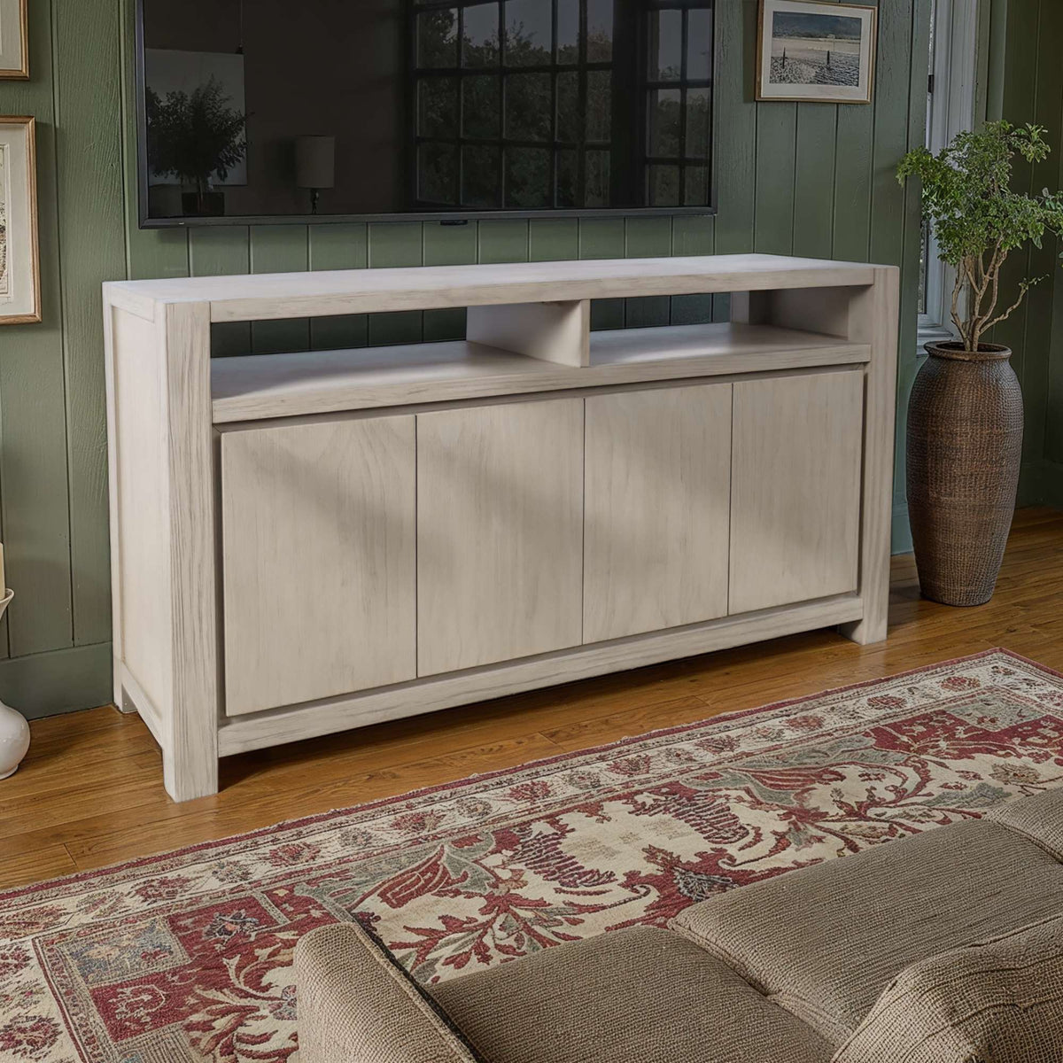 Brownstone - Media Console