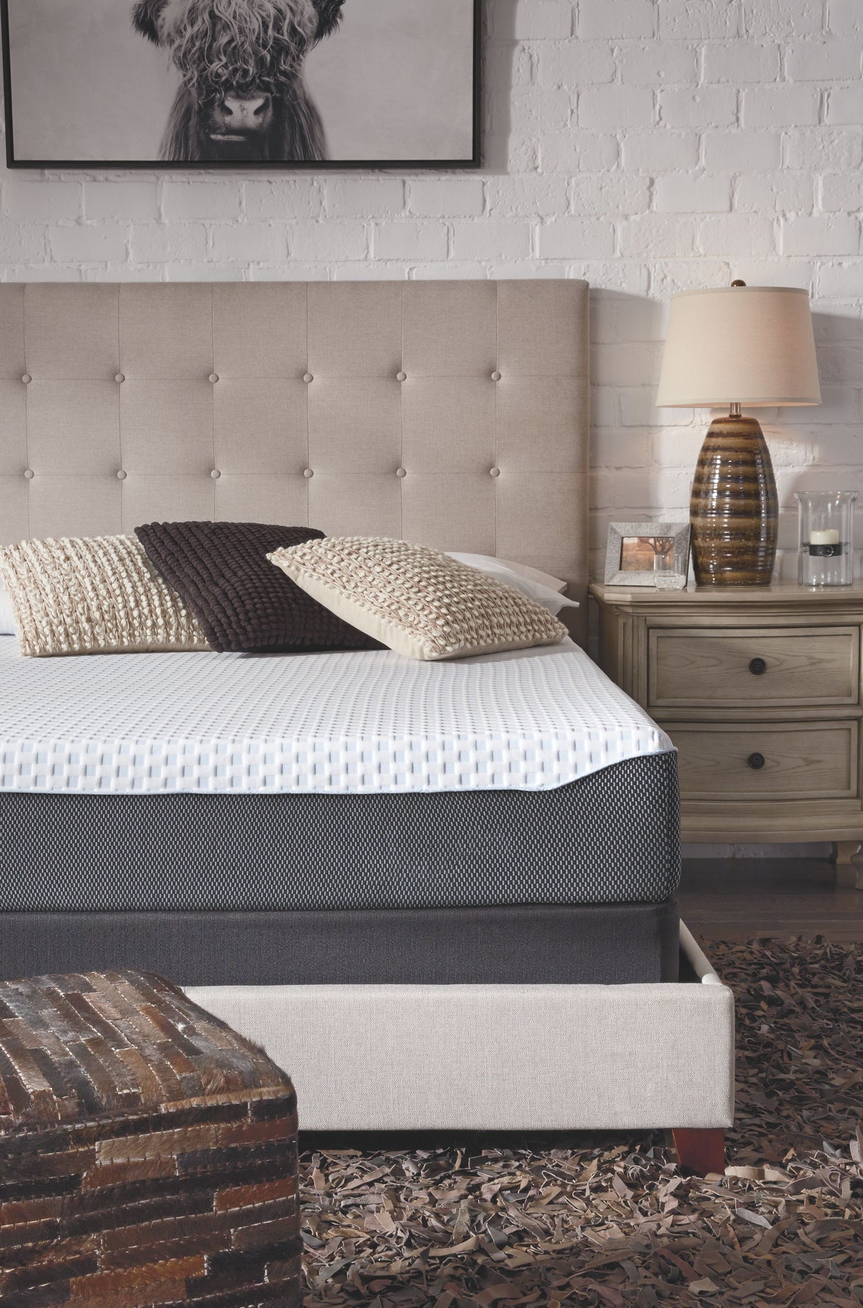 Chime Elite - Firm Mattress