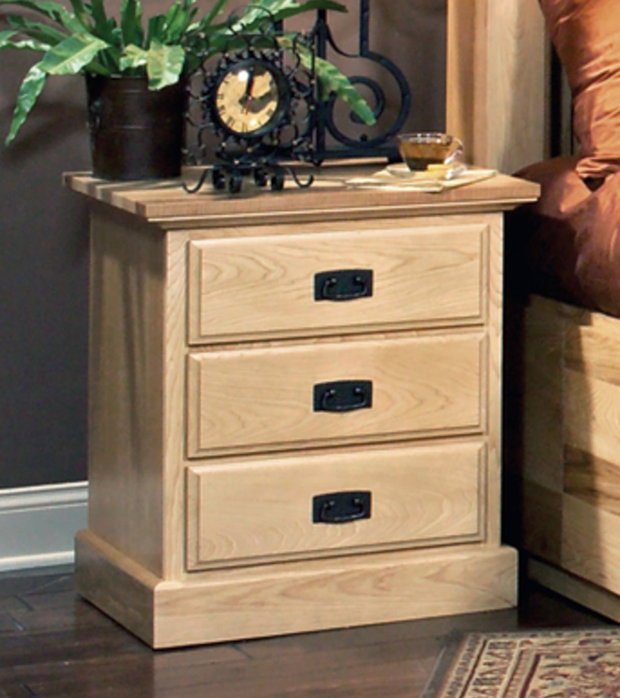 Amish Highlands Nightstand