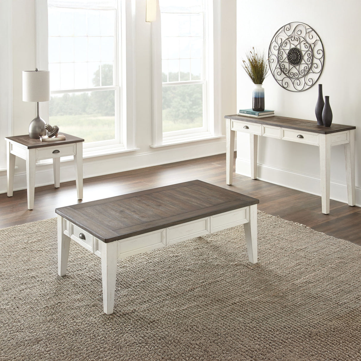 Cayla - Table Set