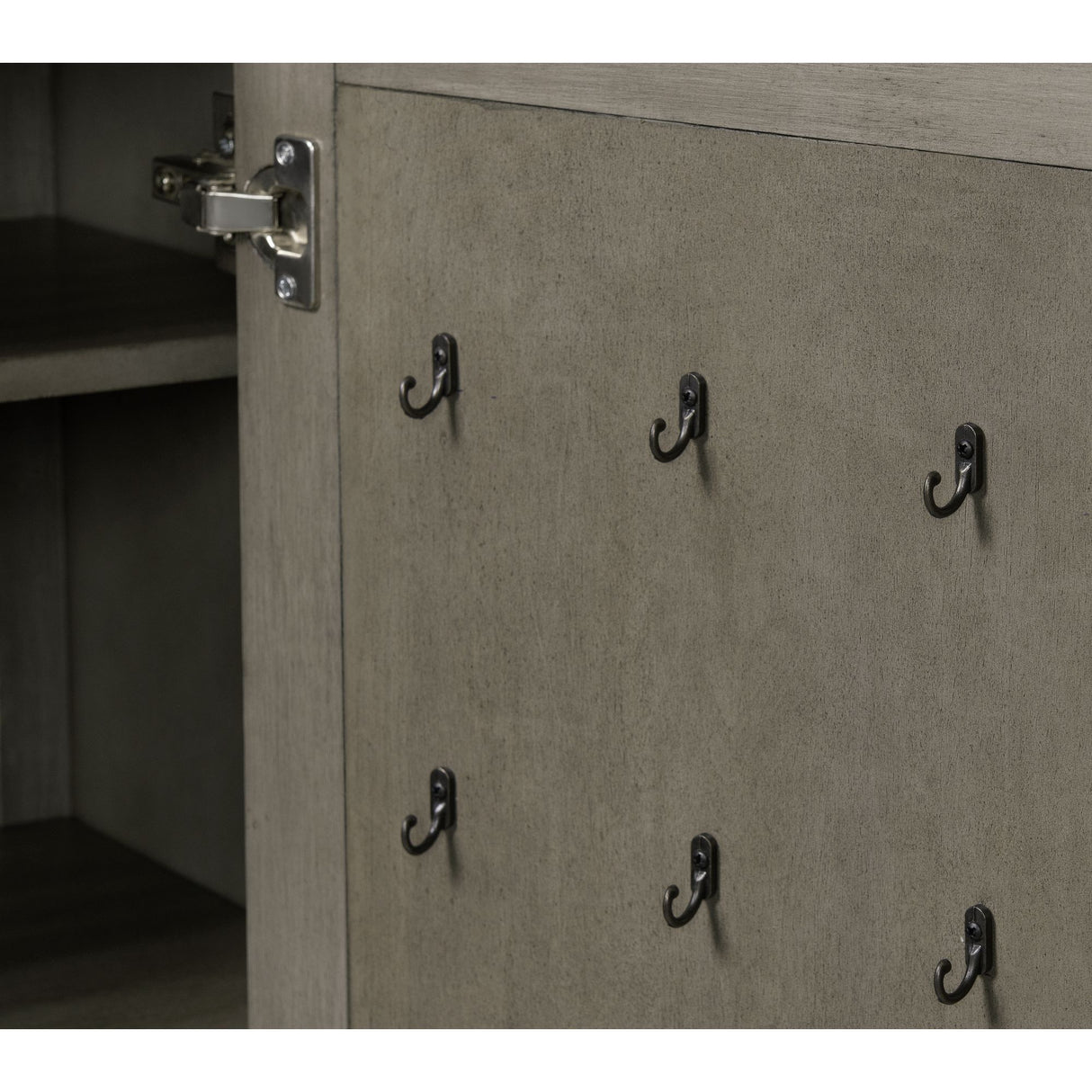 Kings Court - 1 Door And 7-Drawer Chest