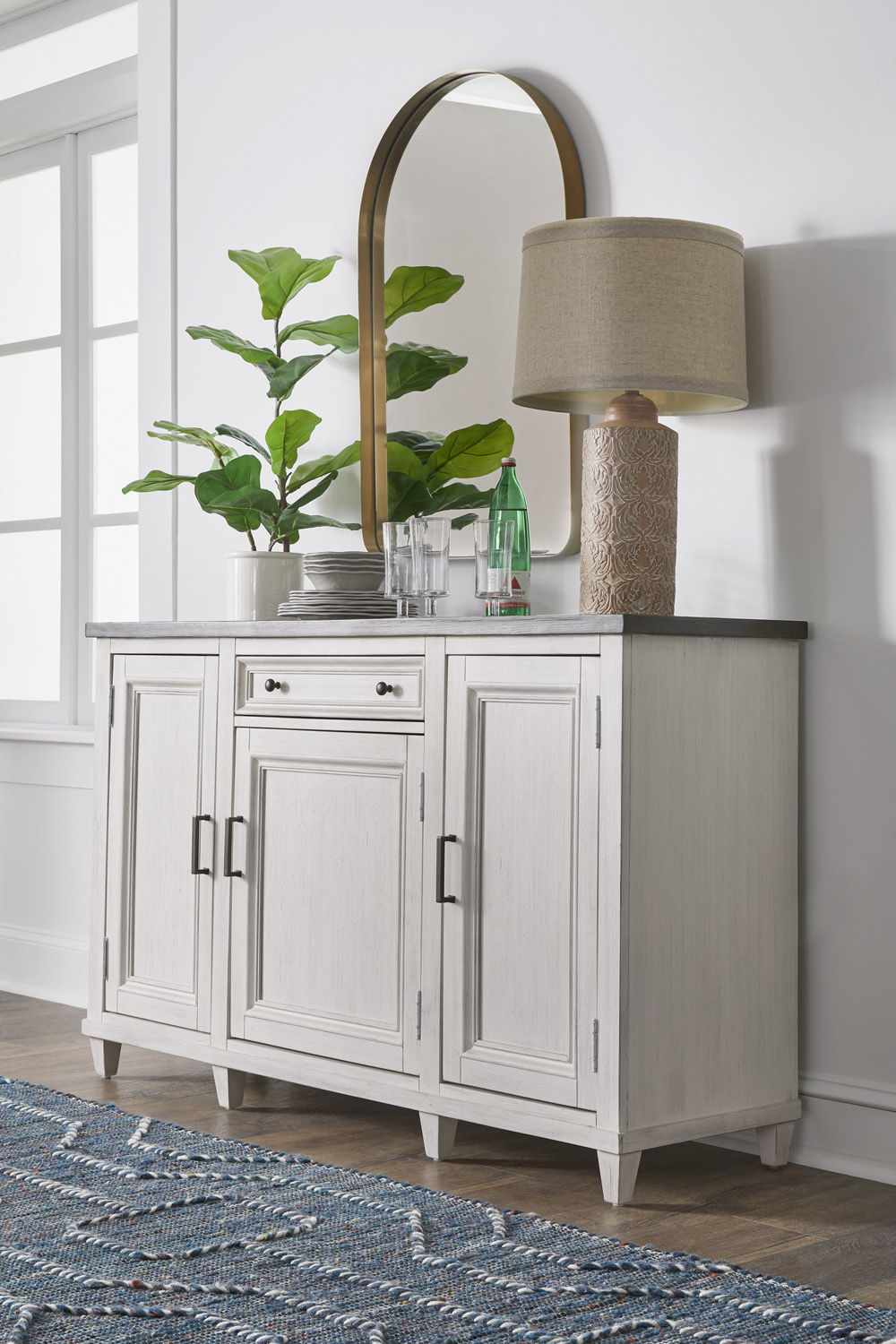Sideboard